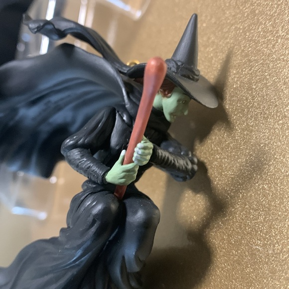 2009 HALLMARK 70th Anniversary Wizard of Oz /Wicked Witch of the West Ornament - Picture 8 of 14